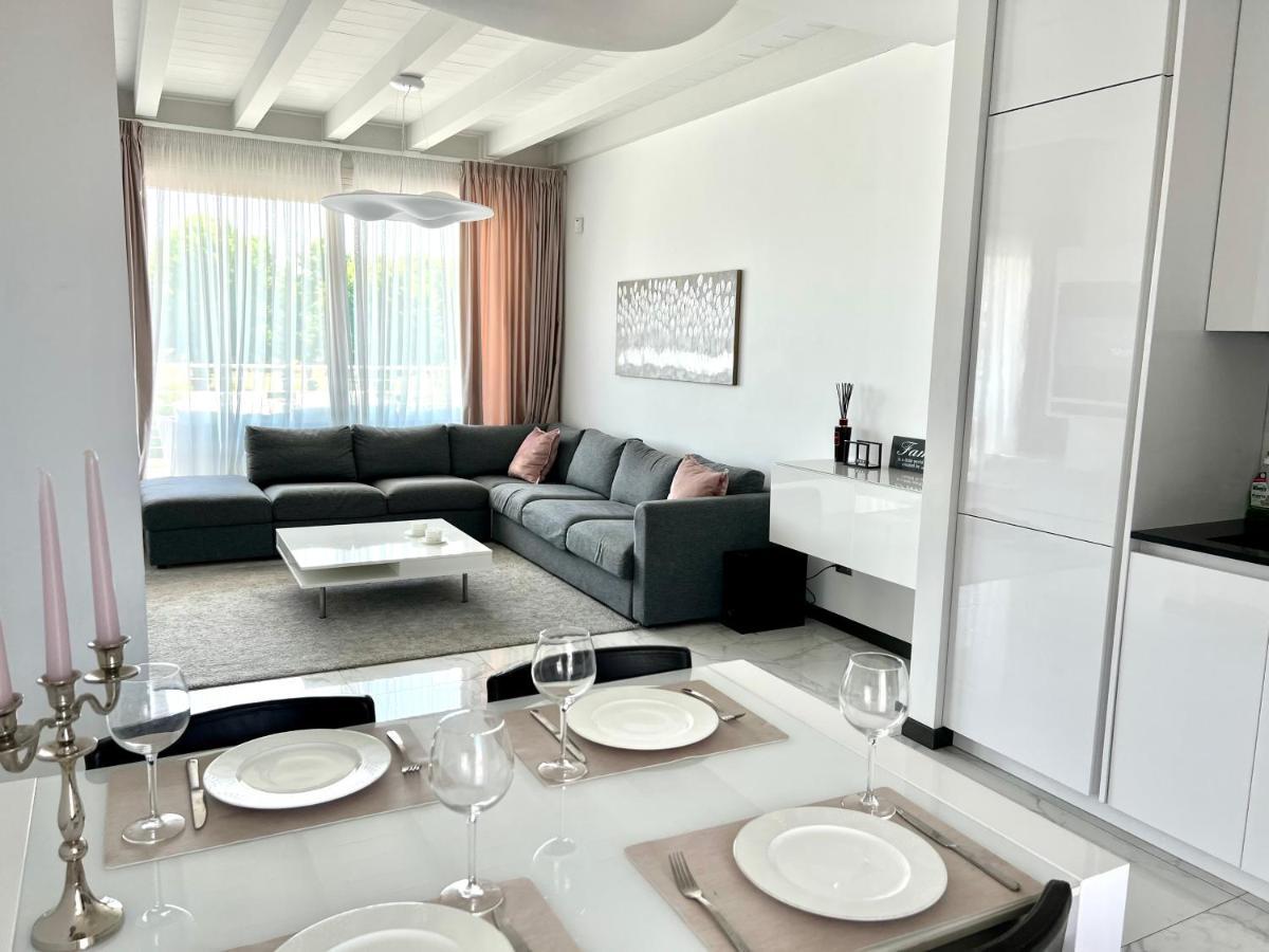 Paganini Suites And Apartments Sirmione Exterior photo